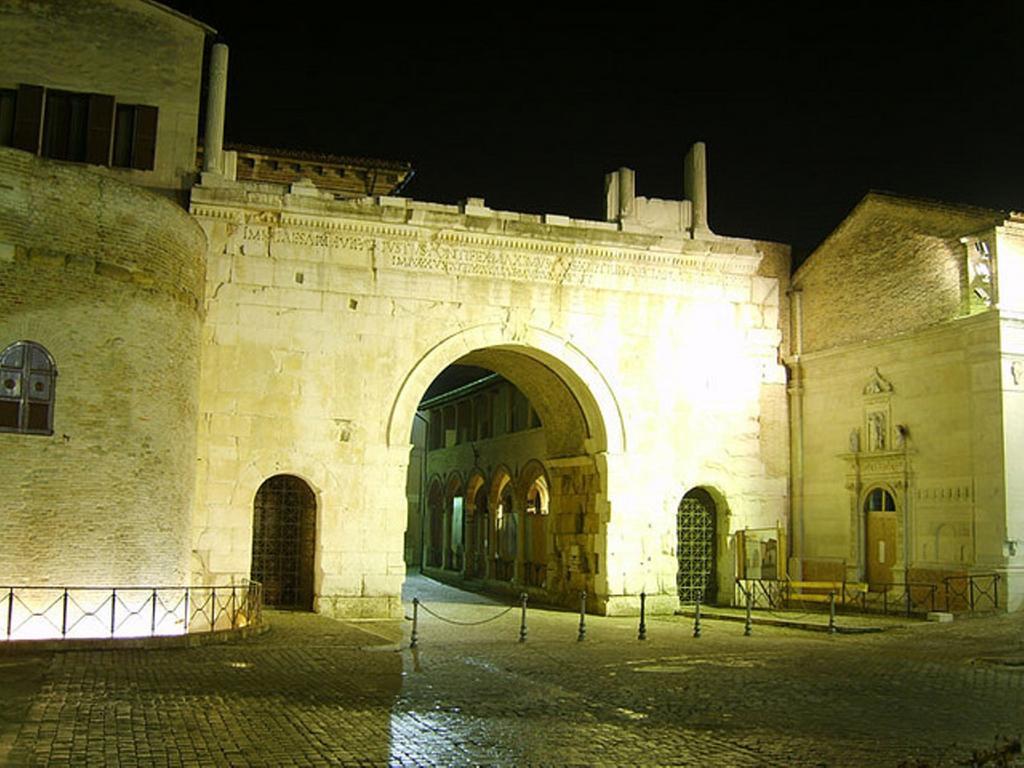 Terrazza Sul Mare Bed & Breakfast Fano Exterior photo